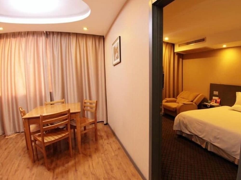 Greentree Inn Wenzhou Xiaonanmen Express Hotel 18/40