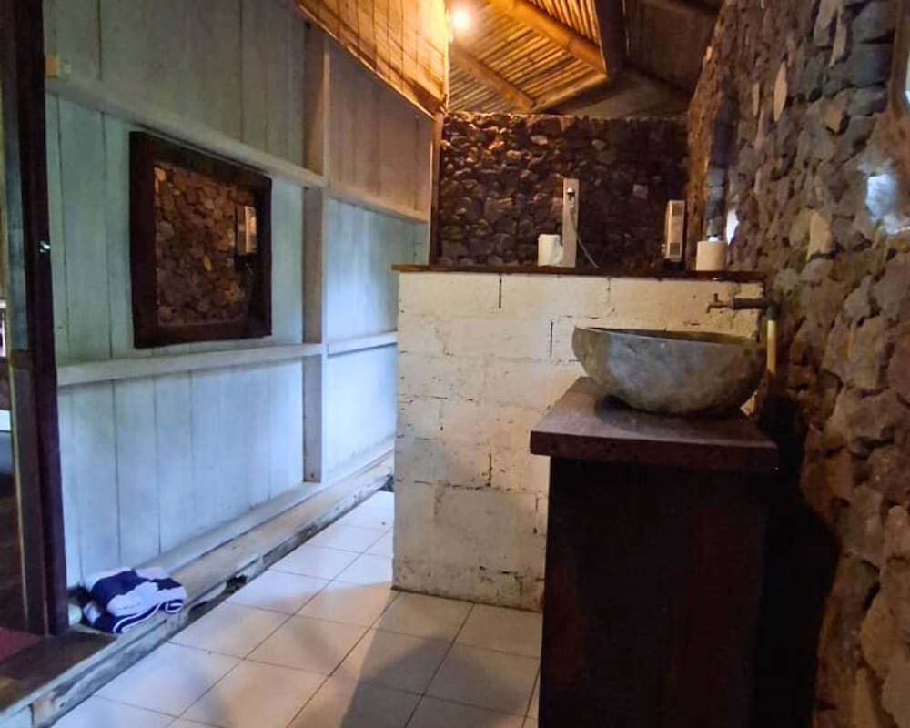 Warung Rekreasi Bedugul 16/50