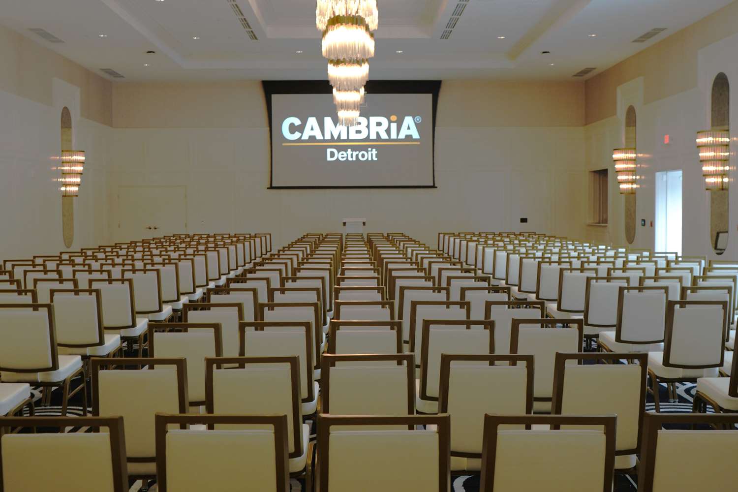 Cambria Hotel Detroit Downtown 46/49