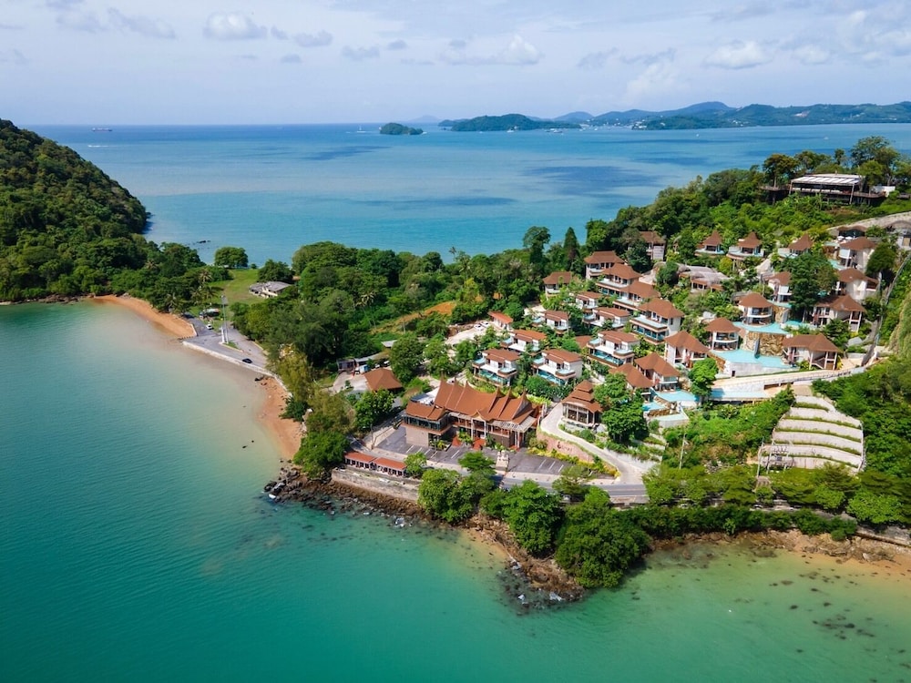 Sinae Phuket Luxury Hotel 76/78