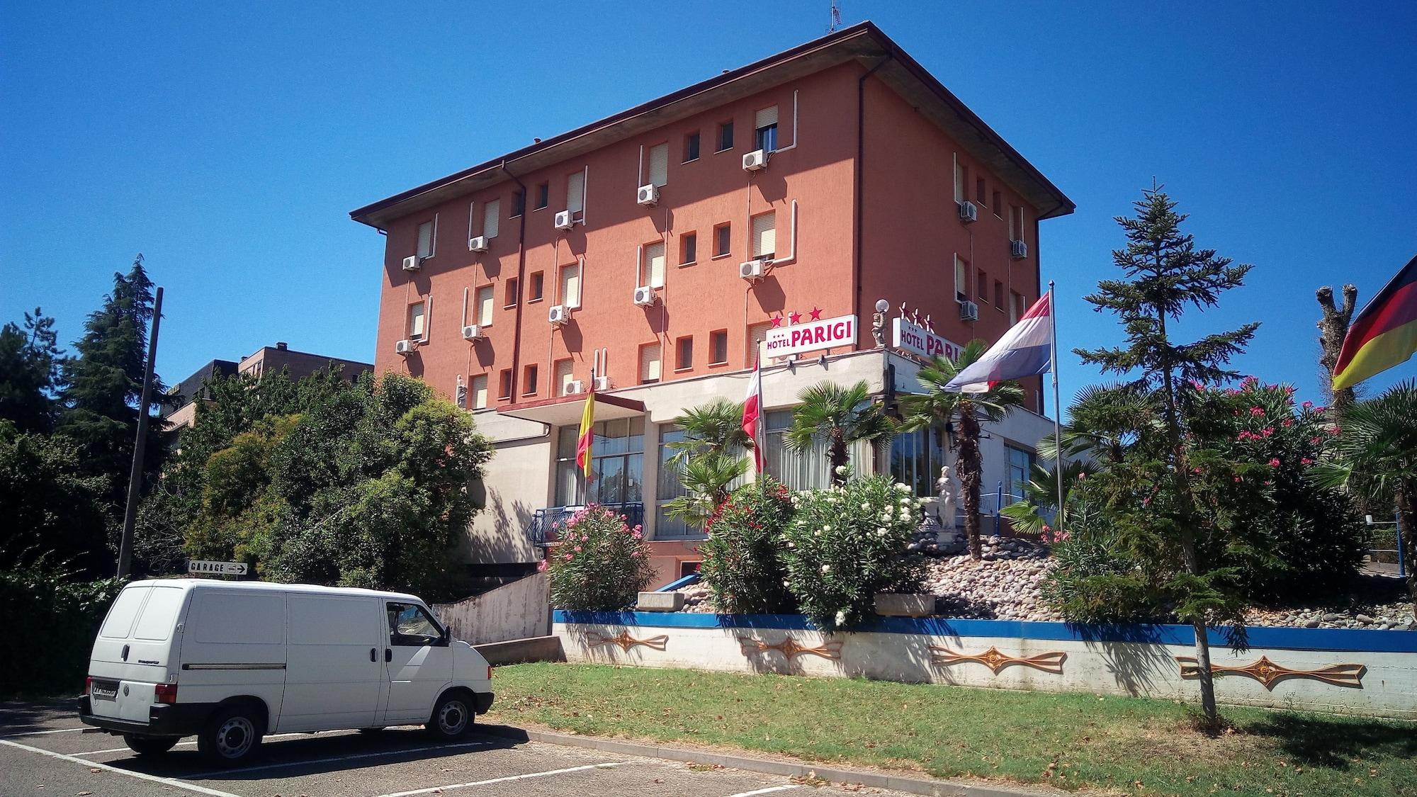 Hotel Parigi 29/44