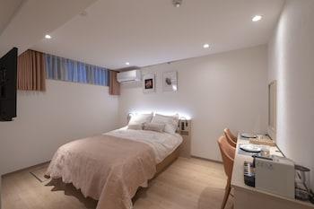 Semi Room, Economy, Basement, King Bed