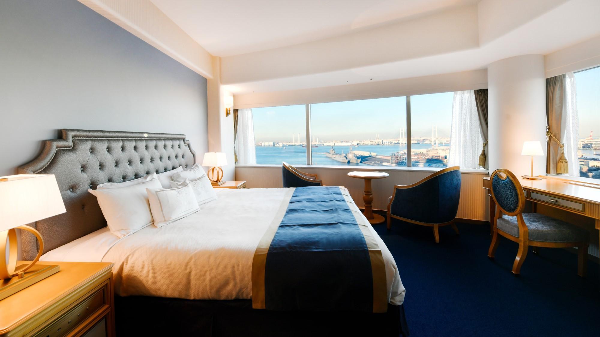 Grand, Tower, Double Bed, Bay View, Club Floor