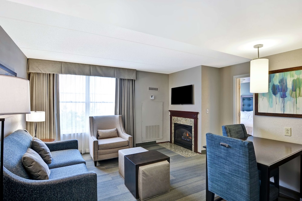 Homewood Suites by Hilton Lexington Fayette Mall 29/45