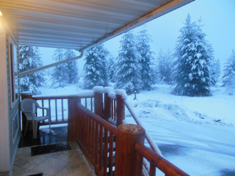 Clark Fork Lodge 2/43