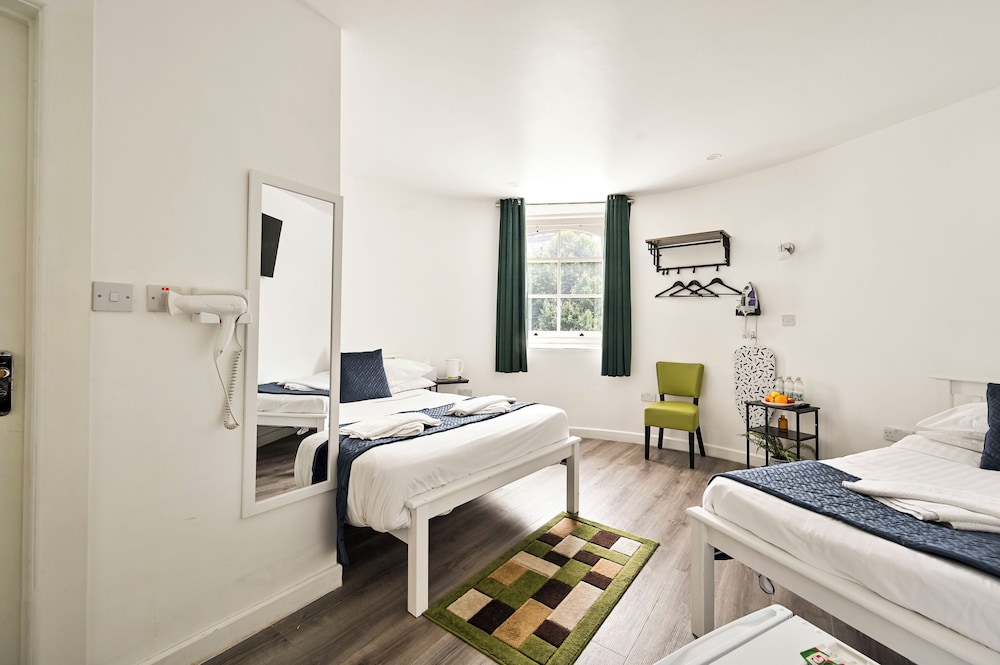 غرفة عائلية بسرير مزدوج وسرير فردي، City London Hotel 4/6