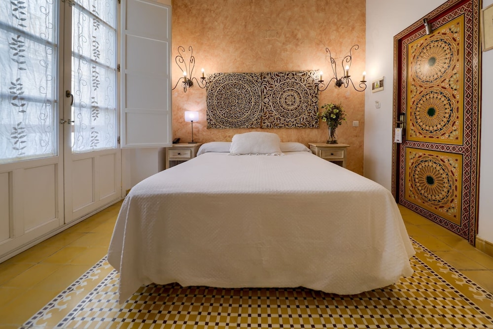 STANDARD, DOUBLE BED, BALCONY