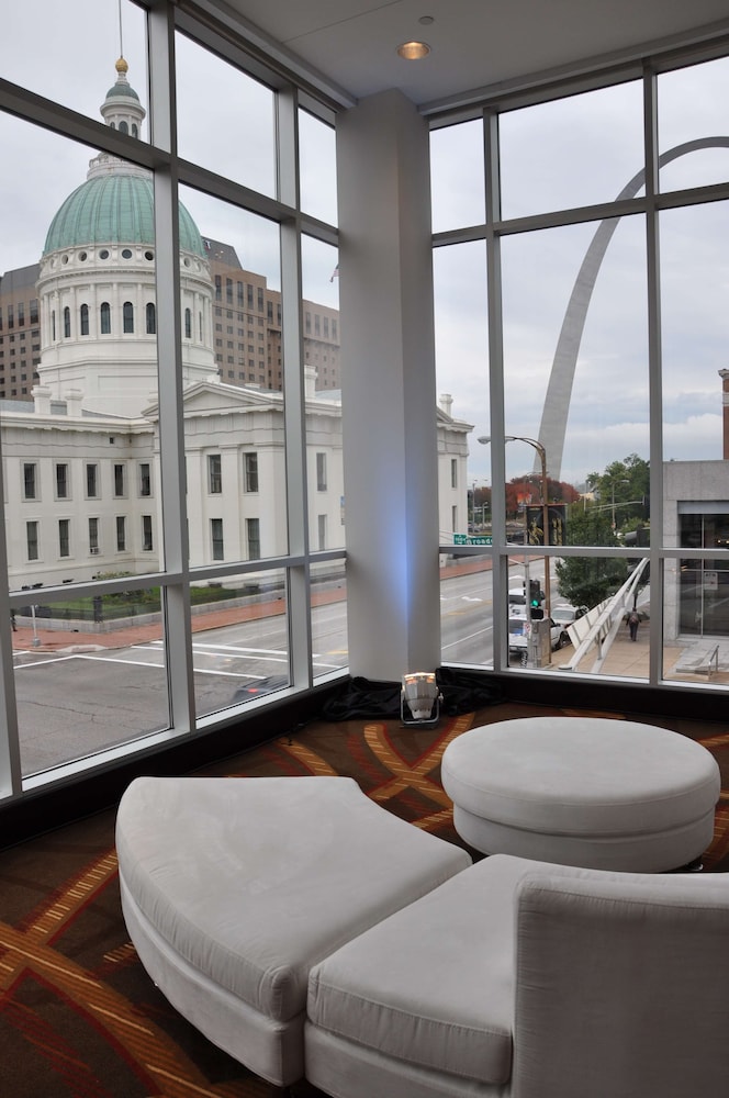 Hilton St. Louis at the Ballpark 26/72