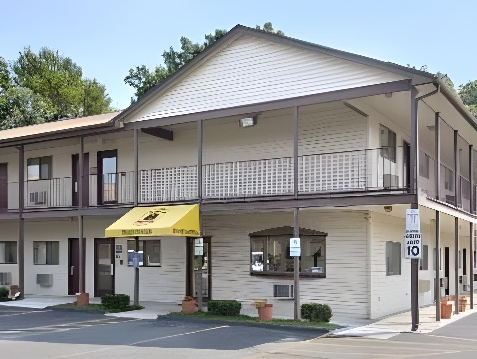 Enfield Inn 2/21
