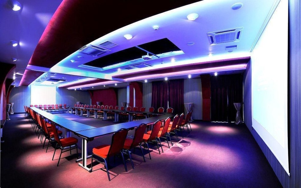 Hotel Plaza V
