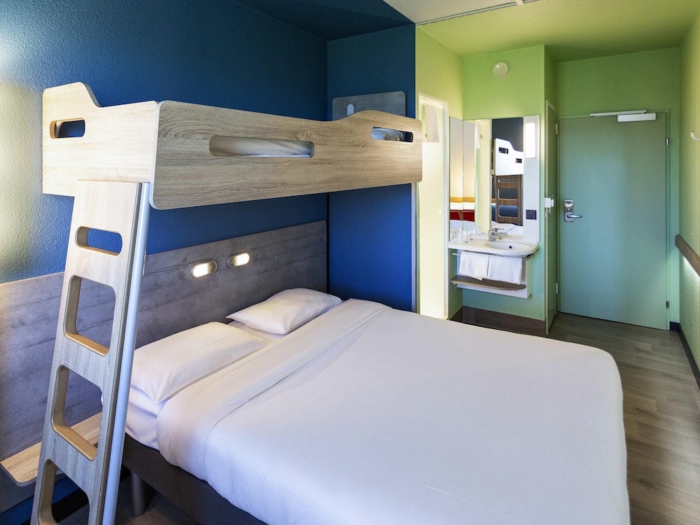 Ibis Budget Amboise 11/28
