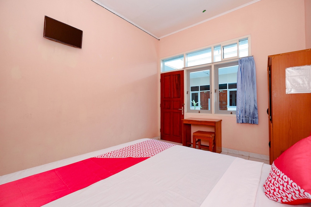 OYO 2495 Hotel Wijaya 20/50