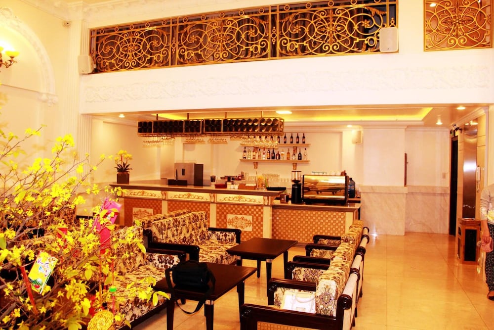 Diamond Hotel 18/22