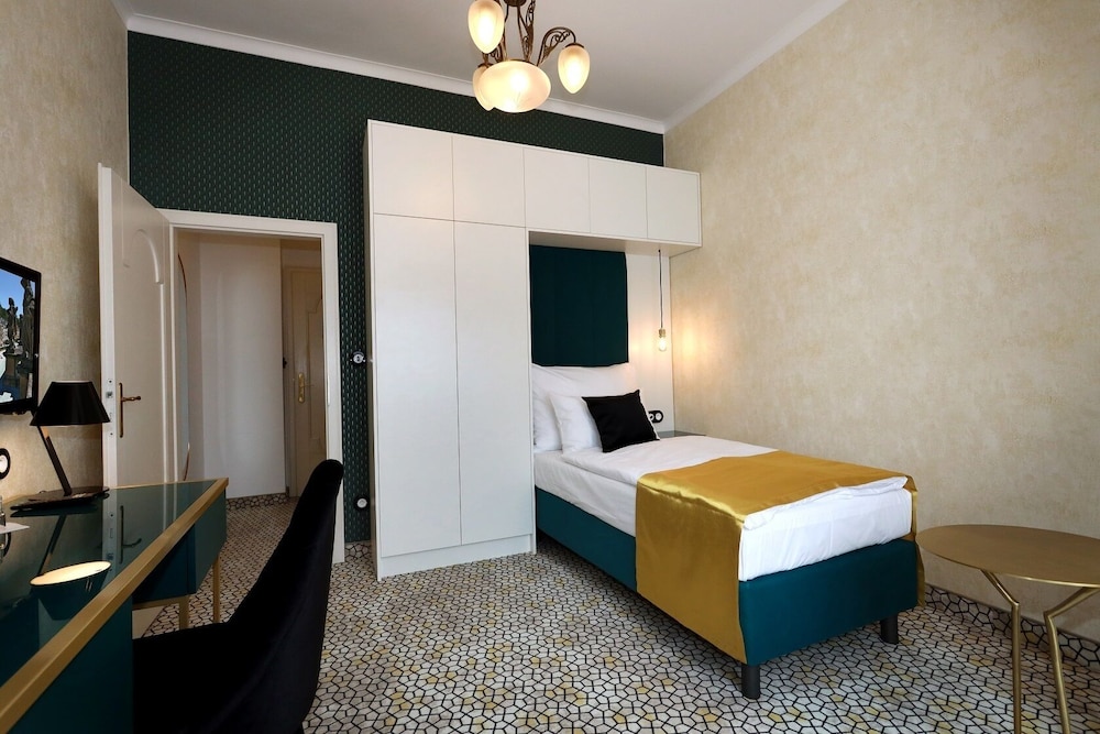 ASTORIA Hotel & Medical Spa, Depandance Wolker 19/71