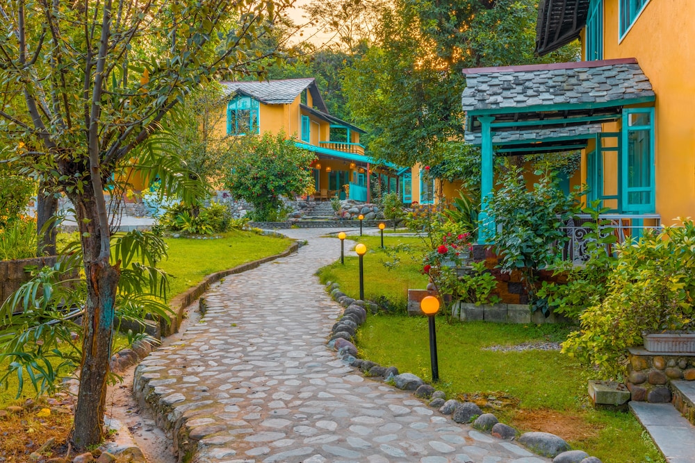 Tree Of Life Birdsong Chalets, Dharamshala 41/50