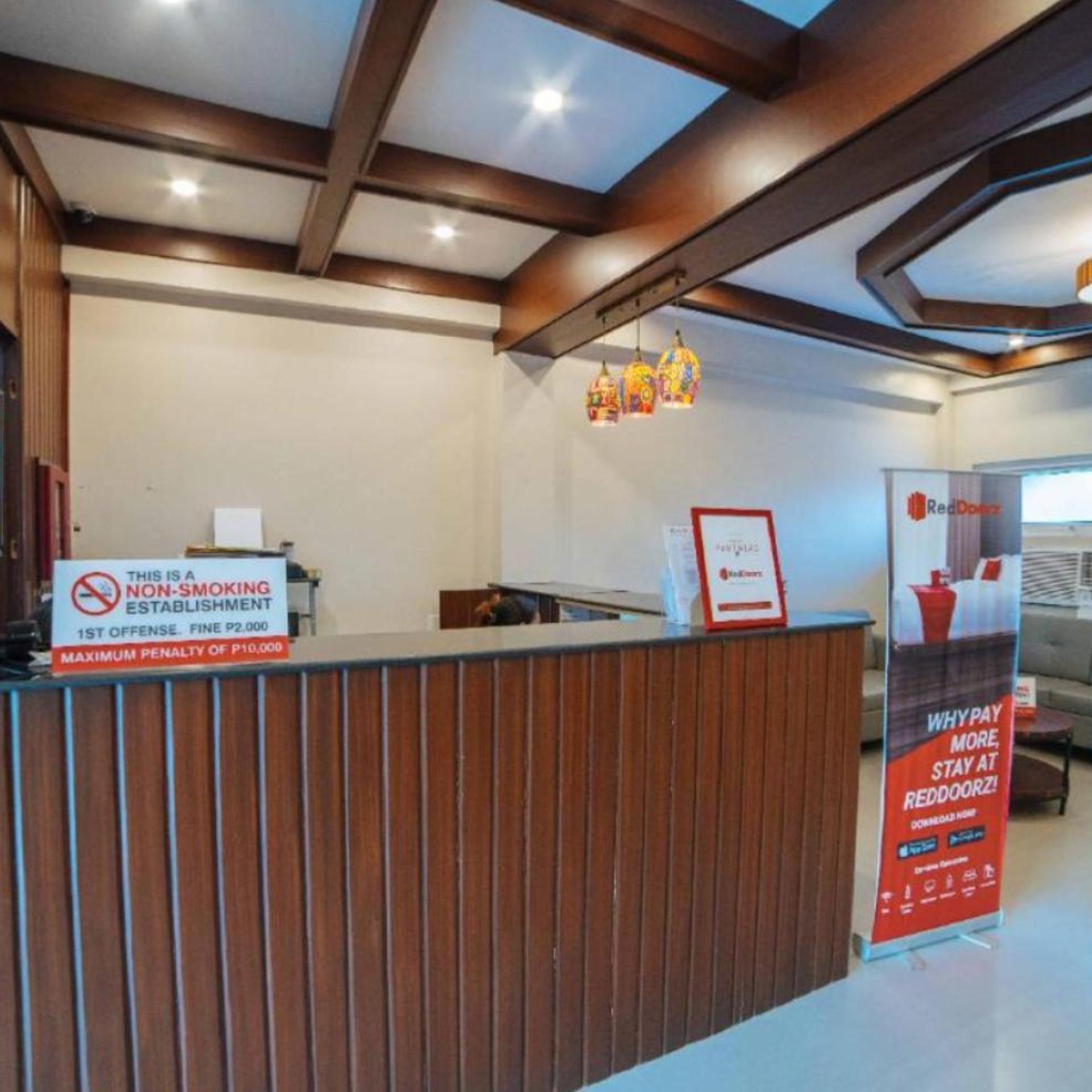 RedDoorz @ Traveler's Inn Bajada Davao 2/24