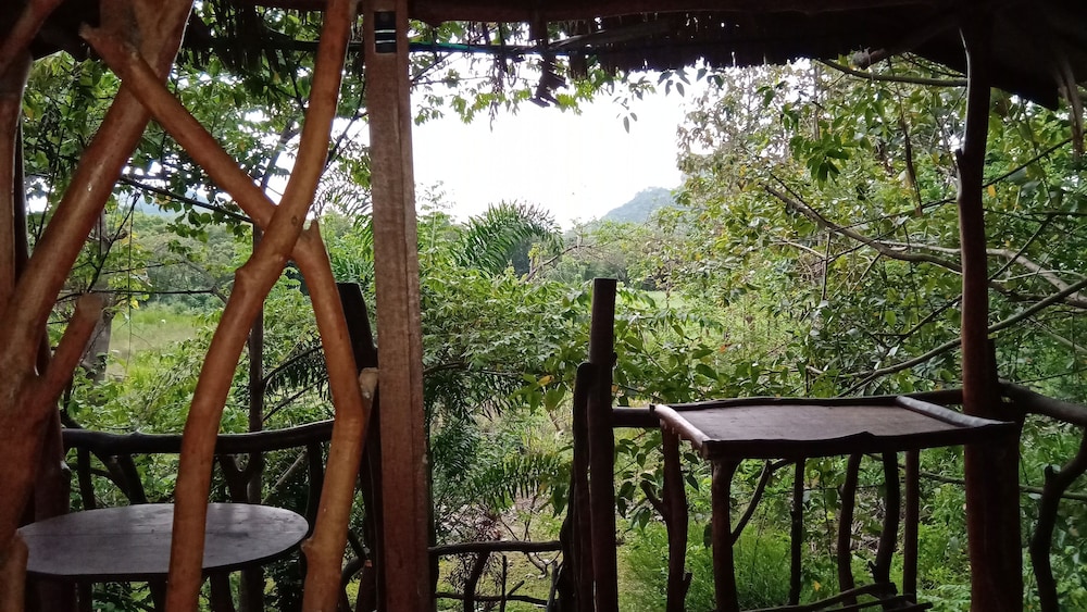 Sigiriya Rock Gate Resort 40/50