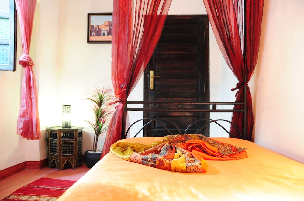 Riad Al Mamoune 15/50