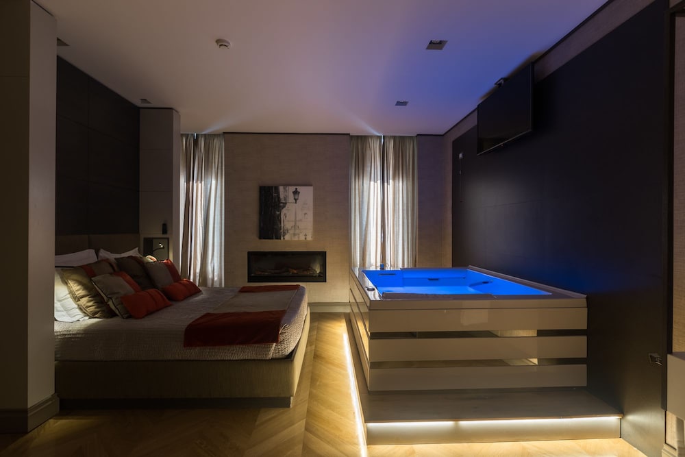 San Carlo Suite 51/71