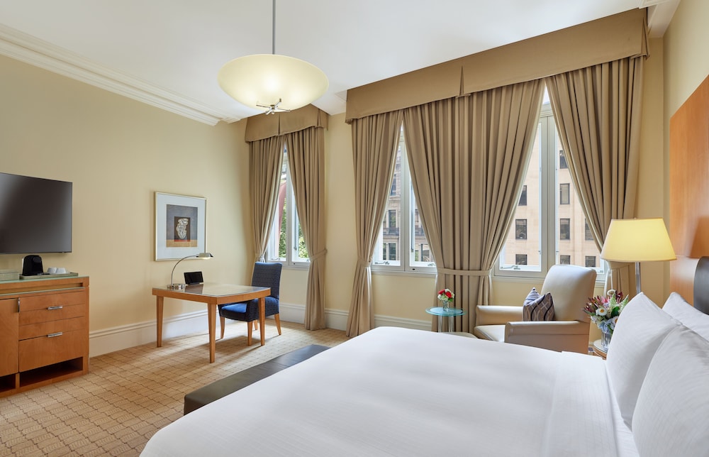 The Fullerton Hotel Sydney 27/68