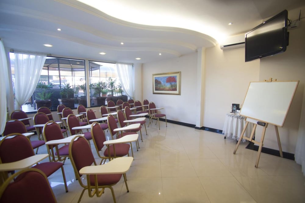 Asuncion Gran Hotel 54/59