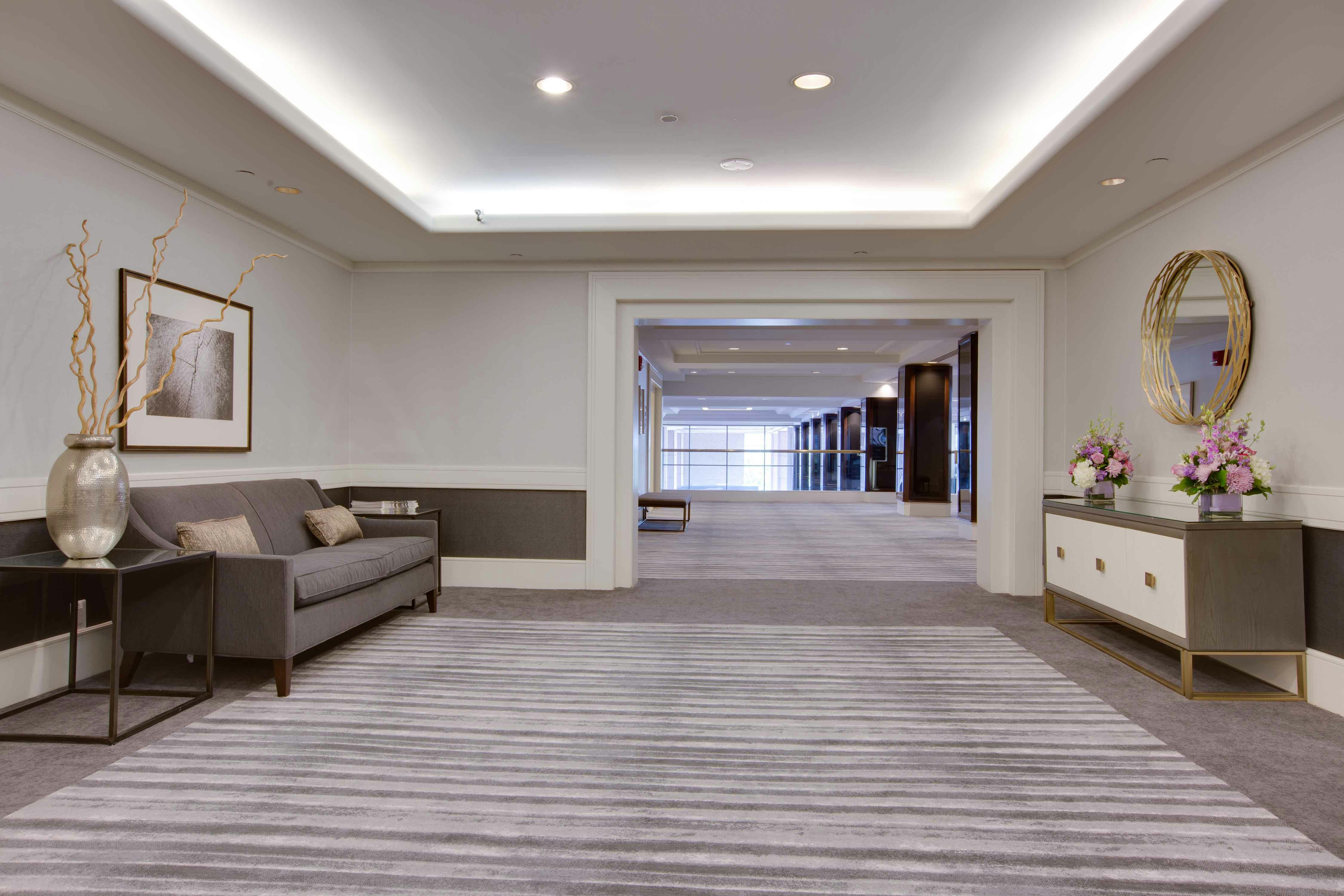 Hilton Newark Airport 23/59