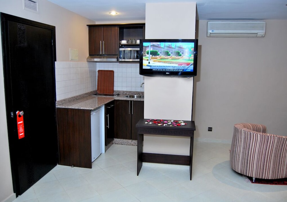 SUITE HOTEL TILILA 31/39