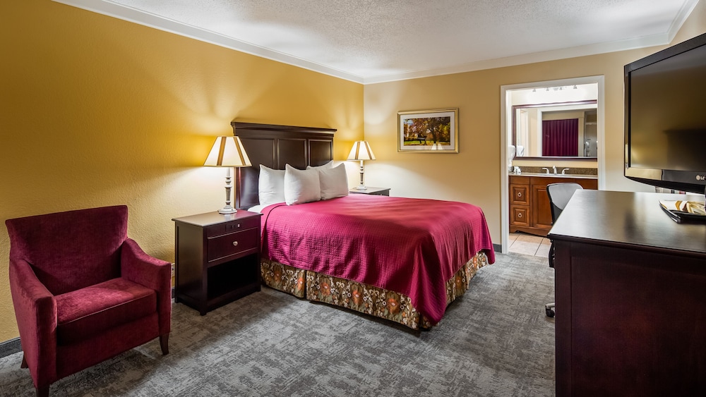 Osage Creek Lodge 12/33