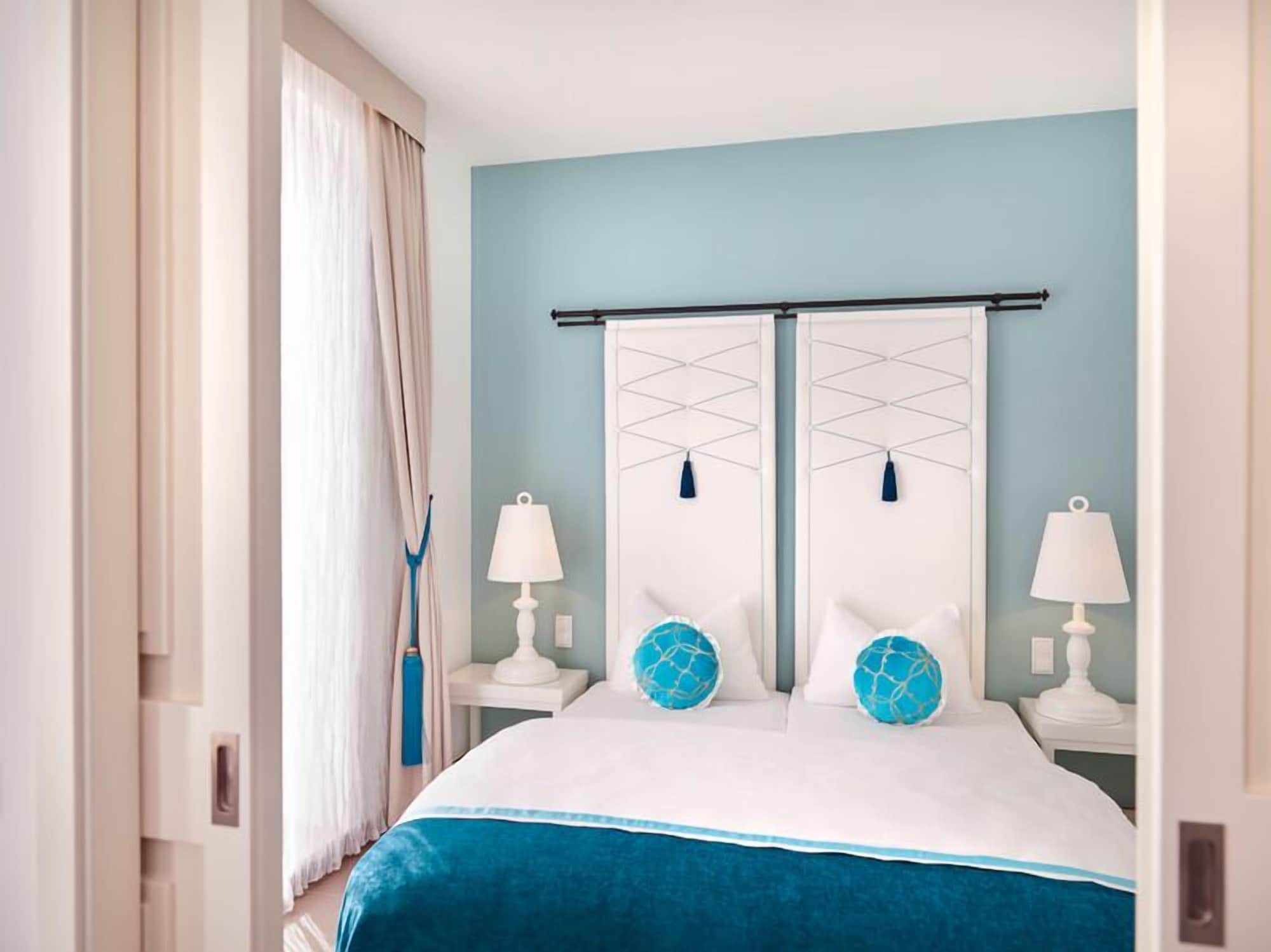 1 BEDROOM, PREMIUM, APARTMENT, POOL VIEW