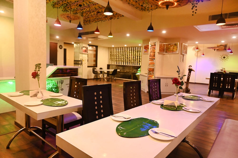 Zo Rooms Assi Ghat Shivala Market 35/49