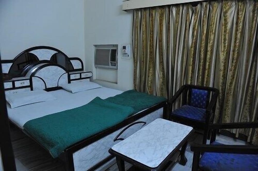 STANDARD, DOUBLE BED