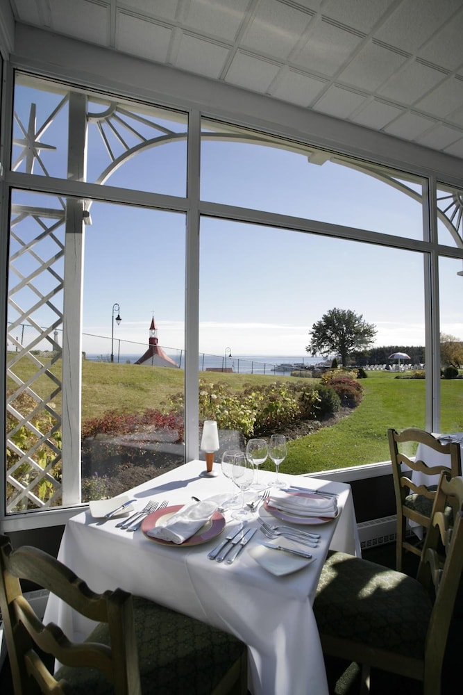 Tadoussac Hotel Seasonal Hotel 30/72