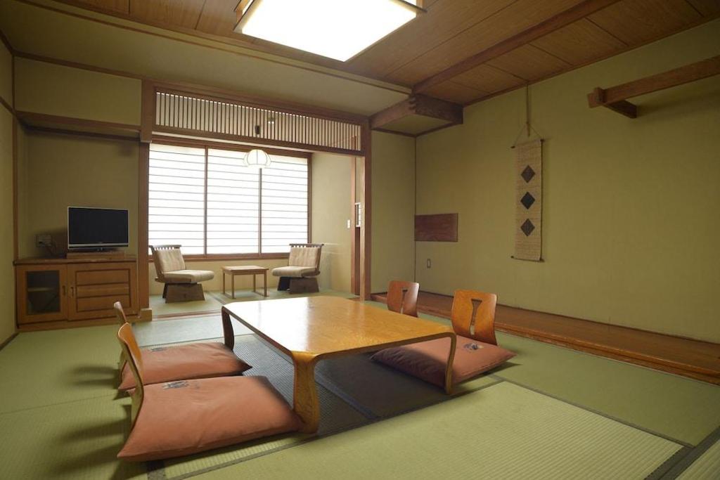 Japanese, King Bed