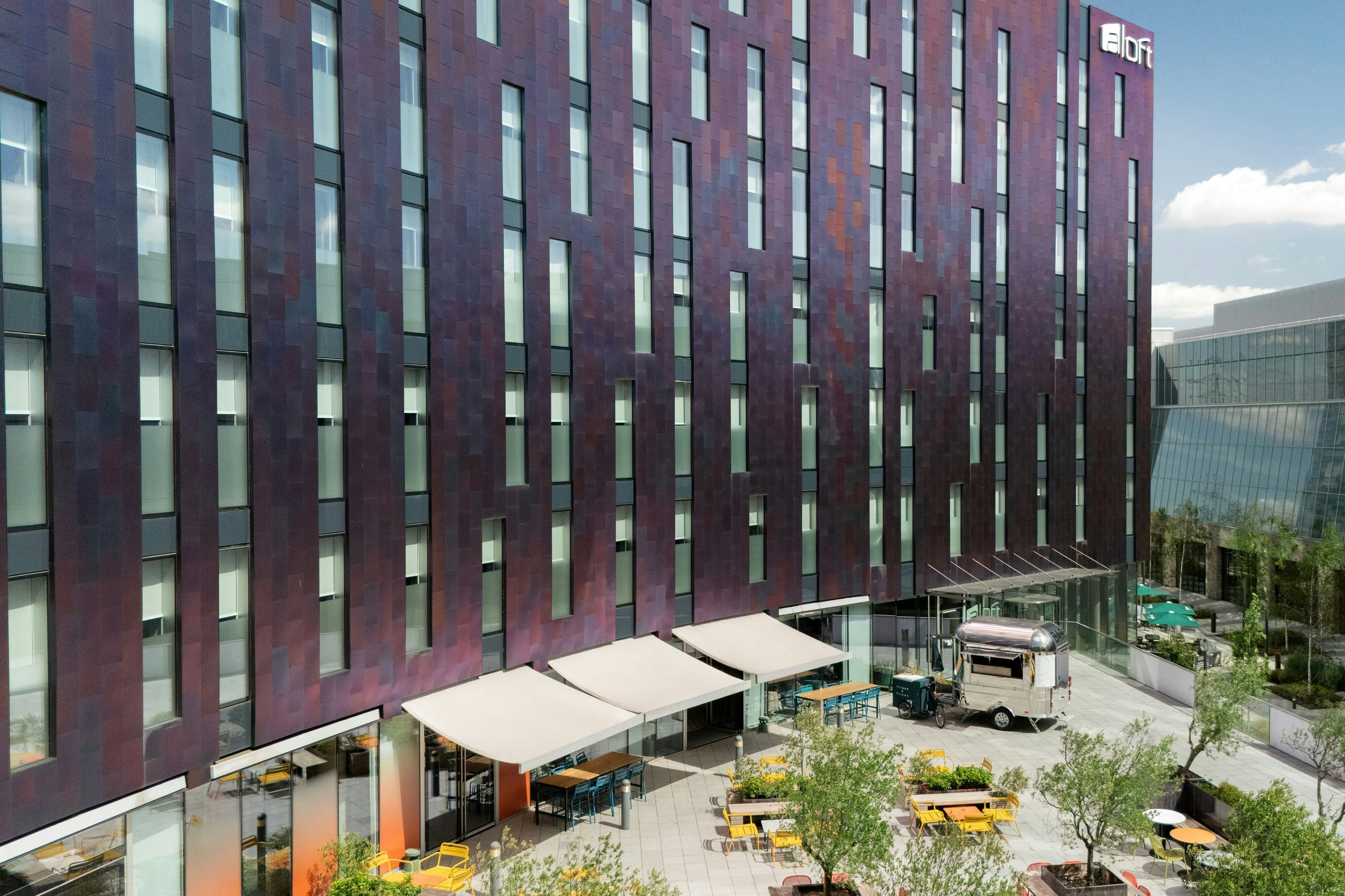 Aloft London Excel 6/80