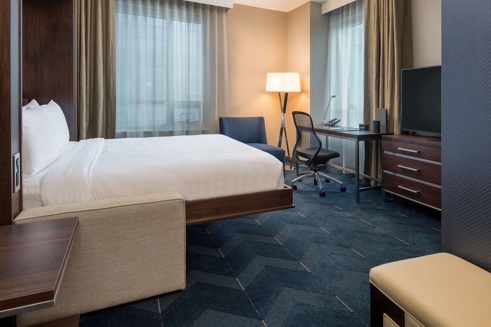 Embassy Suites By Hilton Seattle Downtown Pioneer Square 22/69