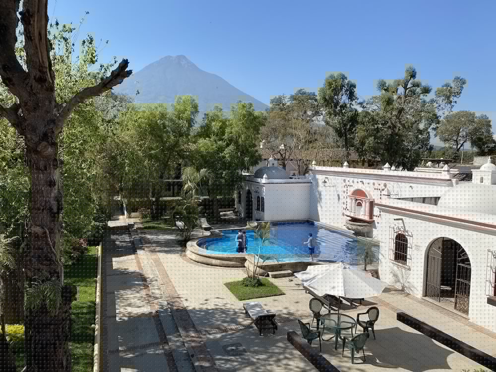 VILLA COLONIAL 8/49