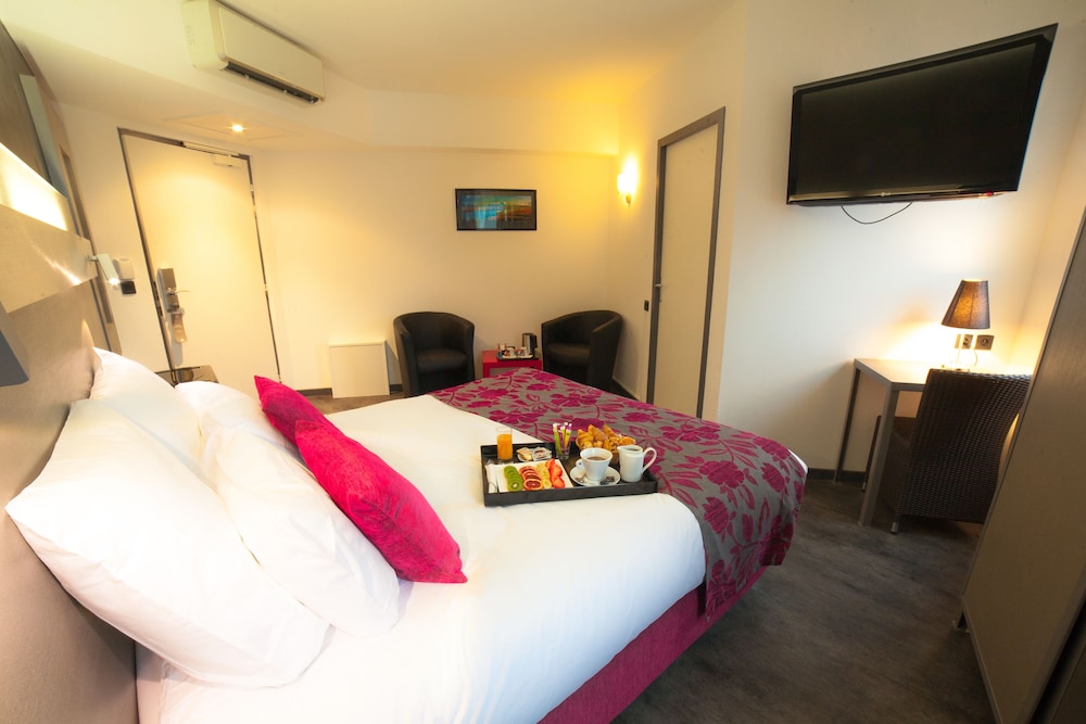Hotel Les Domes - Perpignan Sud by Hosteletour 13/65