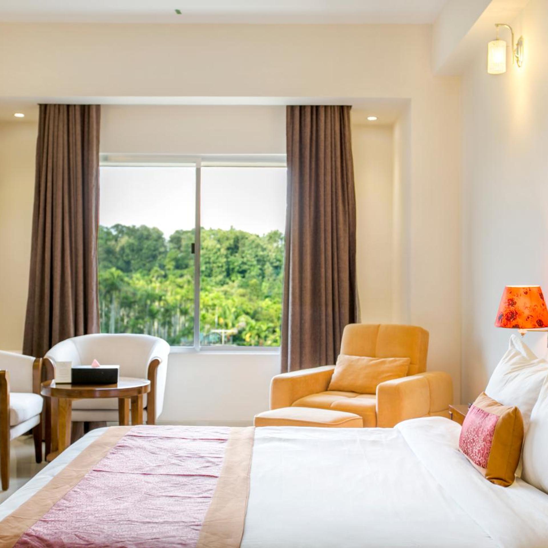 Royal Tulip Sea Pearl Beach Resort & Spa 31/64