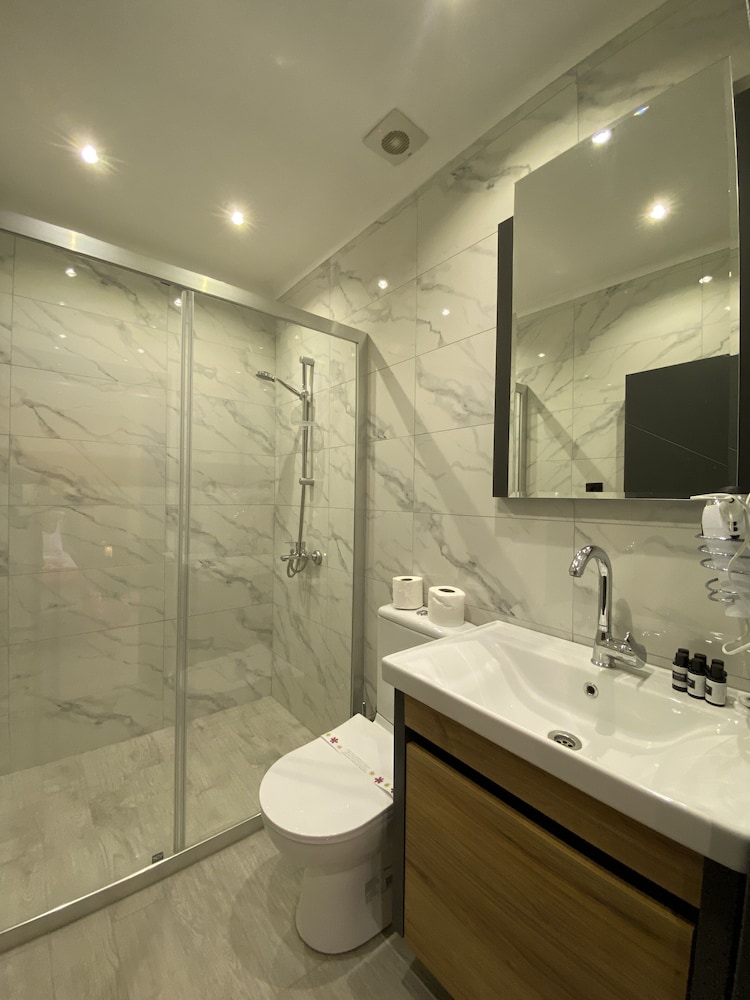 Roy Otel Akcay 45/50