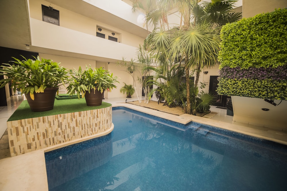 Hotel Marlon 28/30