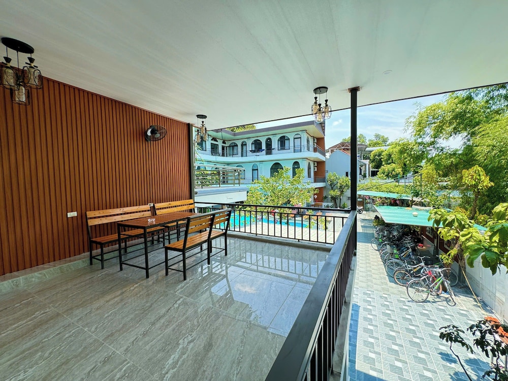 Tuan Ngoc Hotel 49/72
