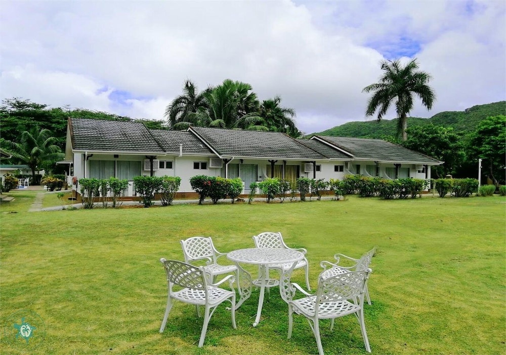 Le Relax Beach Resort 54/60