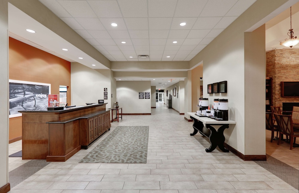 Lobby at Hampton Inn & Suites Southern Pines-Pinehurst, ABERDEEN - NC