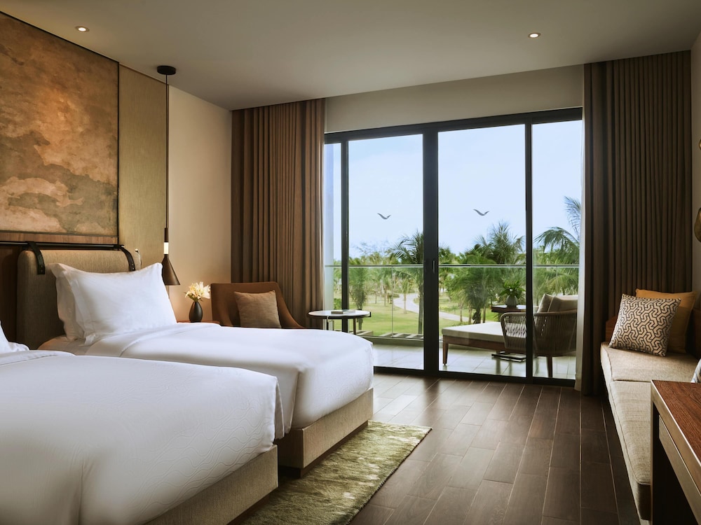 Movenpick Resort Waverly Phu Quoc 15/77