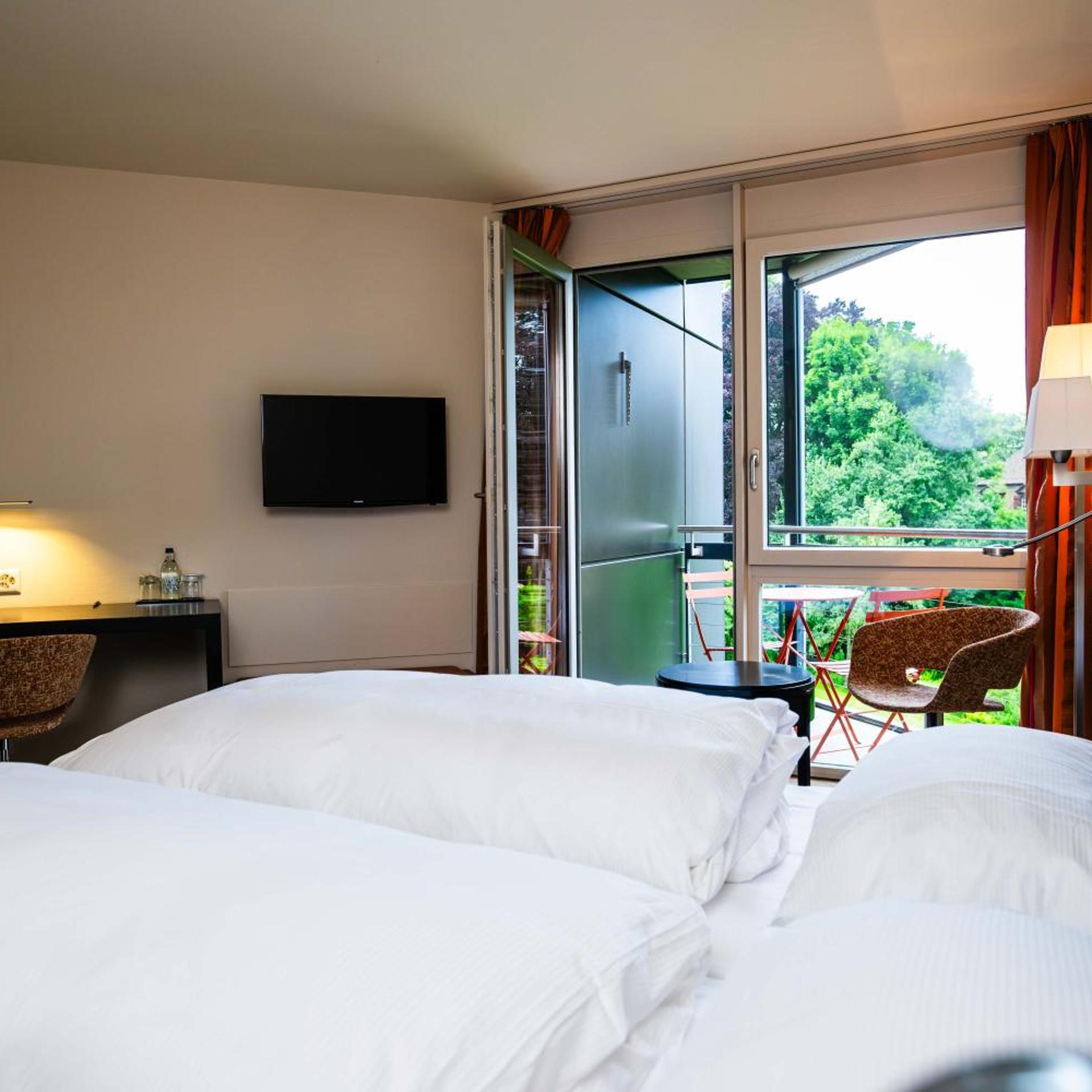 غرفة بسرير كينج، Hotel Seepark Thun 3/10