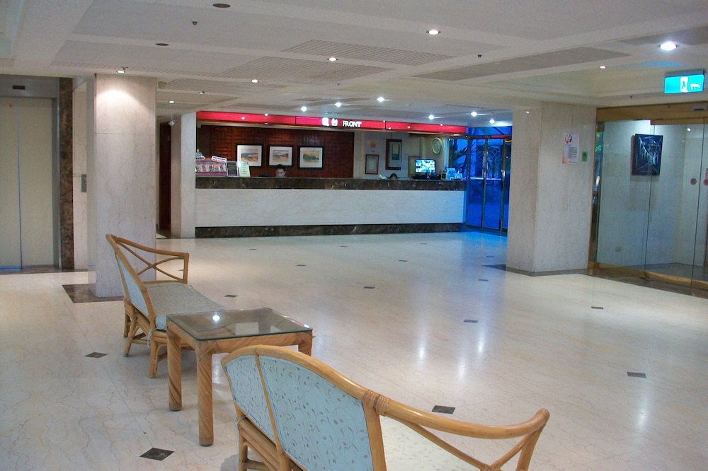 KinSa Holiday Hotel 3/19