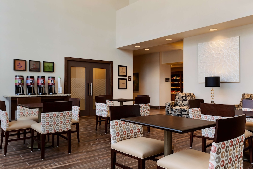 Hampton Inn & Suites Portland/Hillsboro-Evergreen Park 37/46