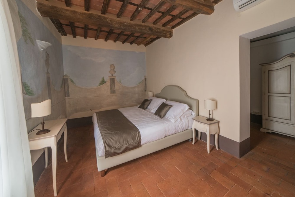 Relais Corte Rodeschi 20/50