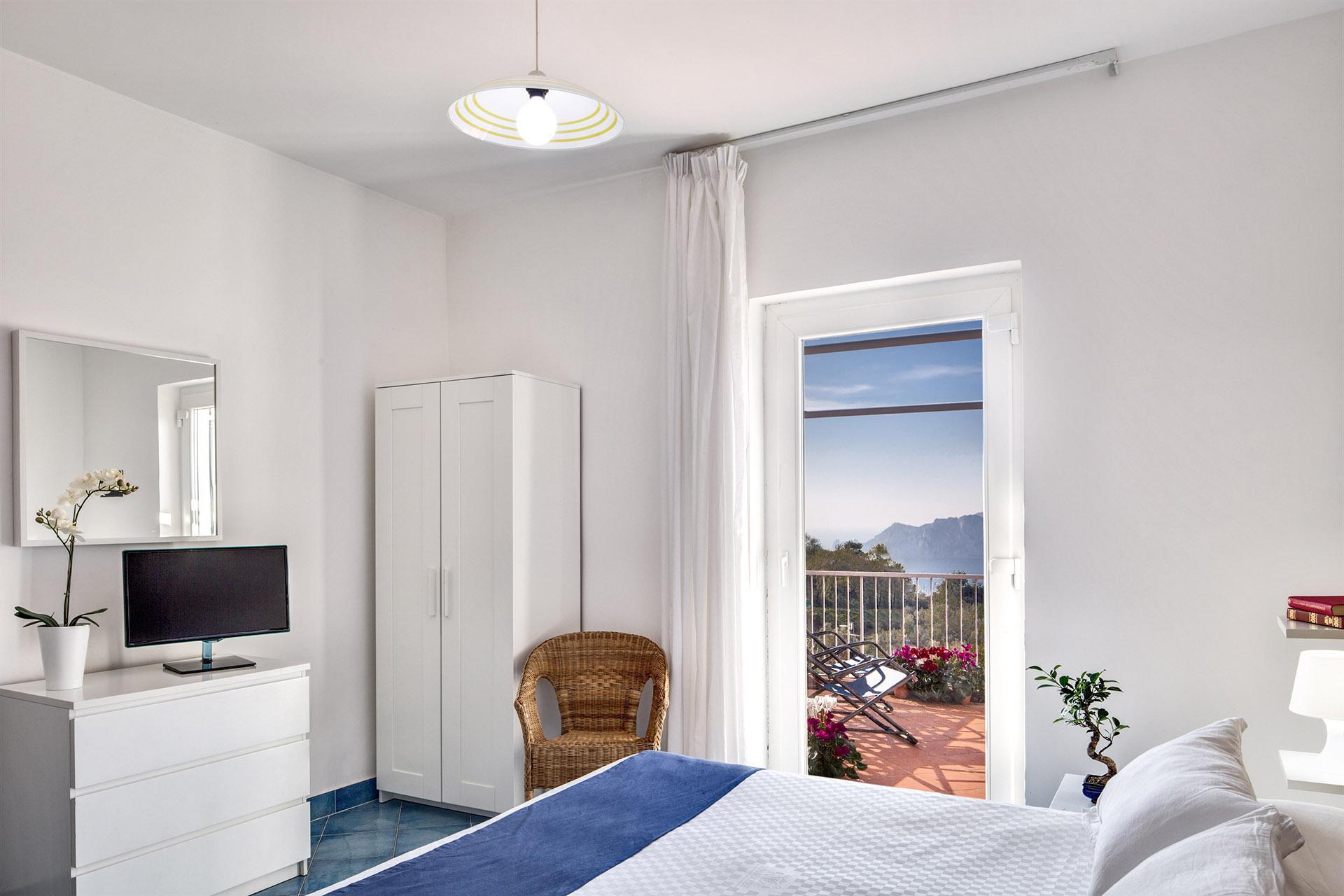Room, Double or Twin Bed