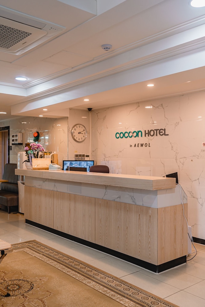 Cocoon Hotel 7/50